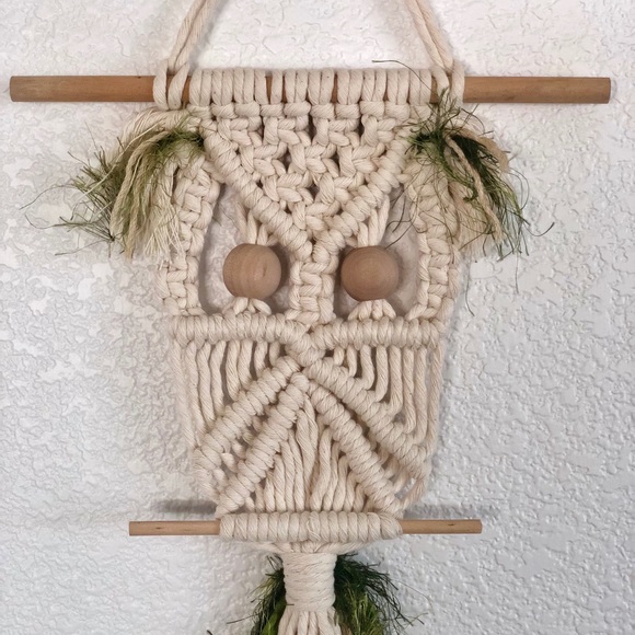 Handmade macrame owl - Picture 3 of 7